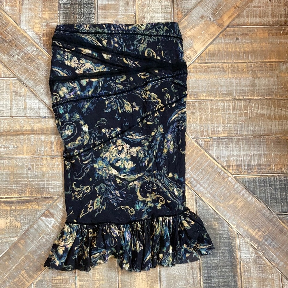 Fuzzy Bodycon skirt.